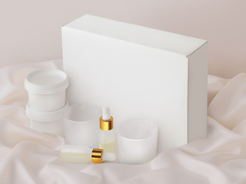 Набор для создания 2-х ароматических свечей: амбра и табак/маракуйя, сандал и пачули