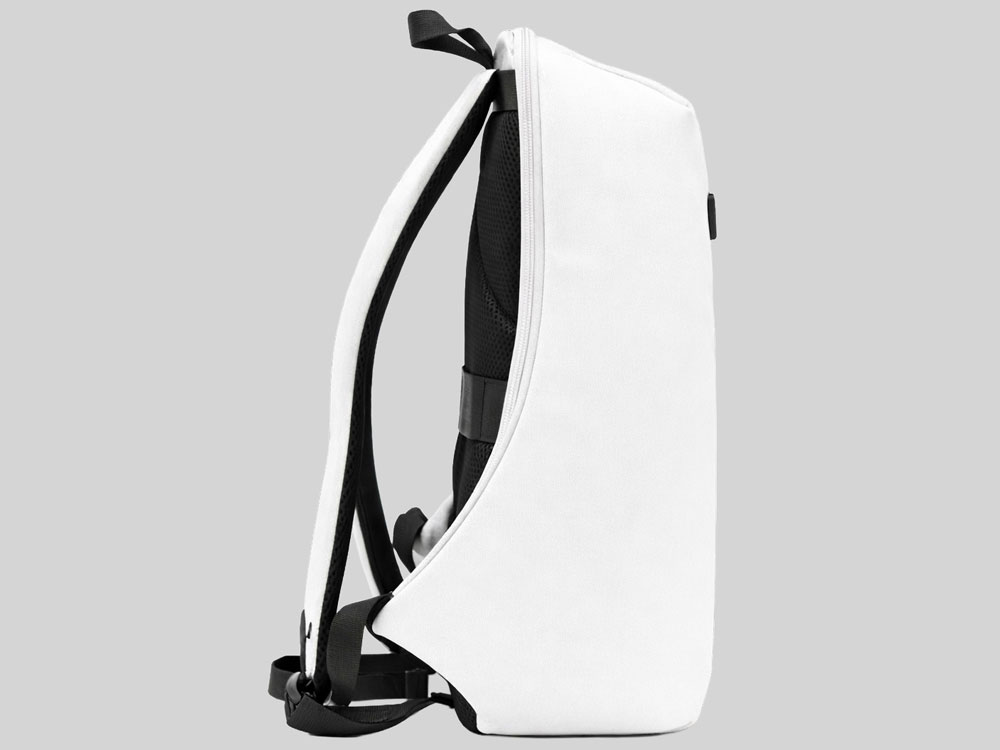 Водостойкий рюкзак с защитой от краж Phantom Mini для ноутбука 16